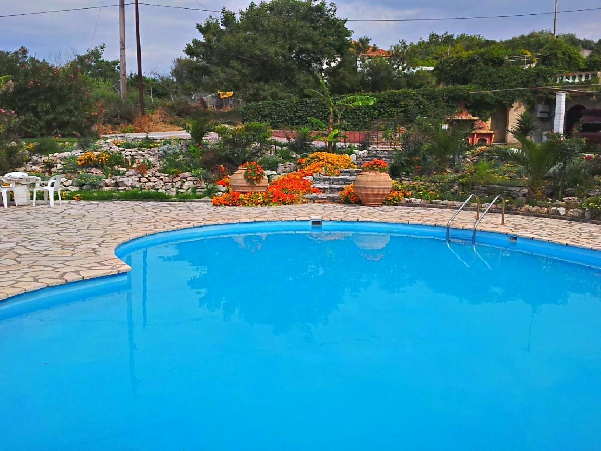 איוס סטפנוס Angela Apartments Pool Gardens And Sea Views מראה חיצוני תמונה